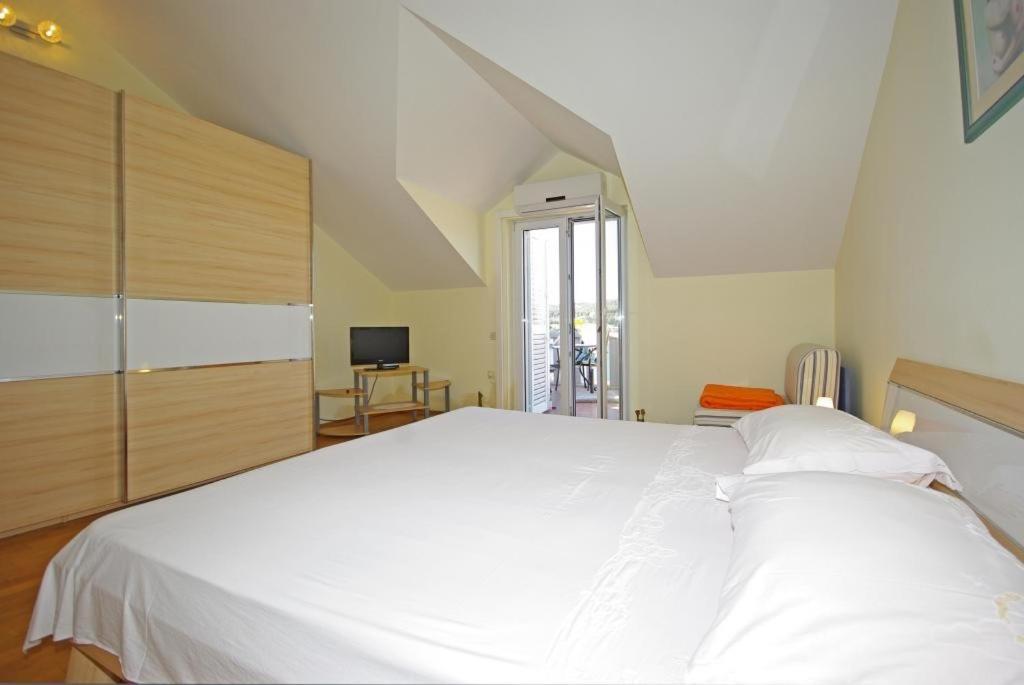 Apartments Villa Rose Сумартин Екстериор снимка
