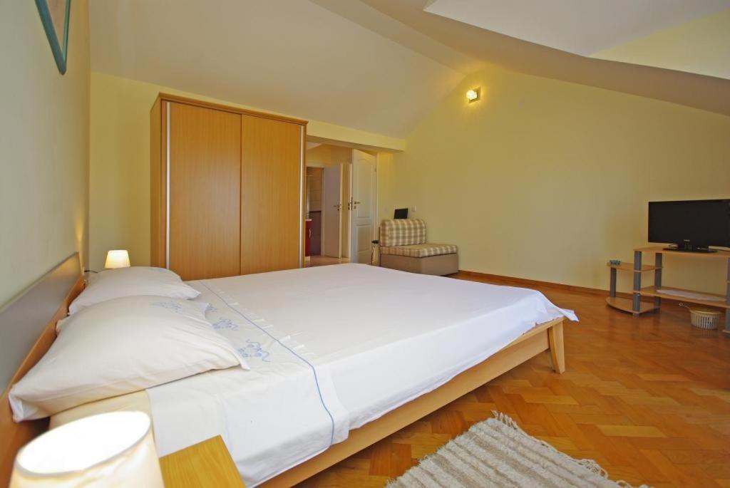 Apartments Villa Rose Сумартин Екстериор снимка
