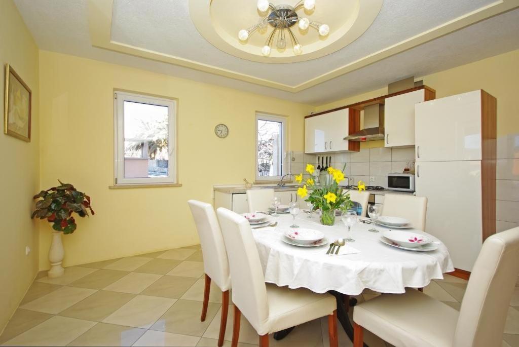 Apartments Villa Rose Сумартин Екстериор снимка